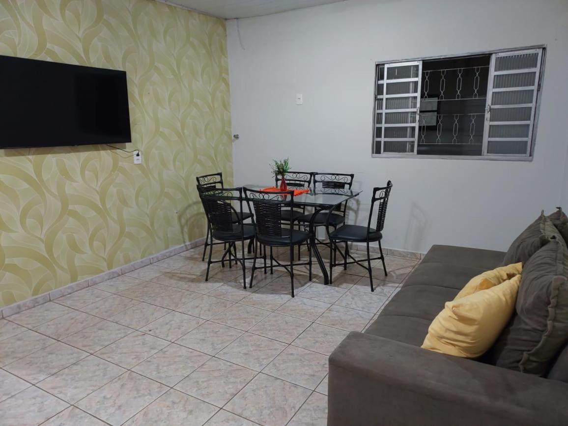 Ap 5 Amigos 800 Mt Da Rua Do Lazer Apartment Pirenopolis Exterior photo