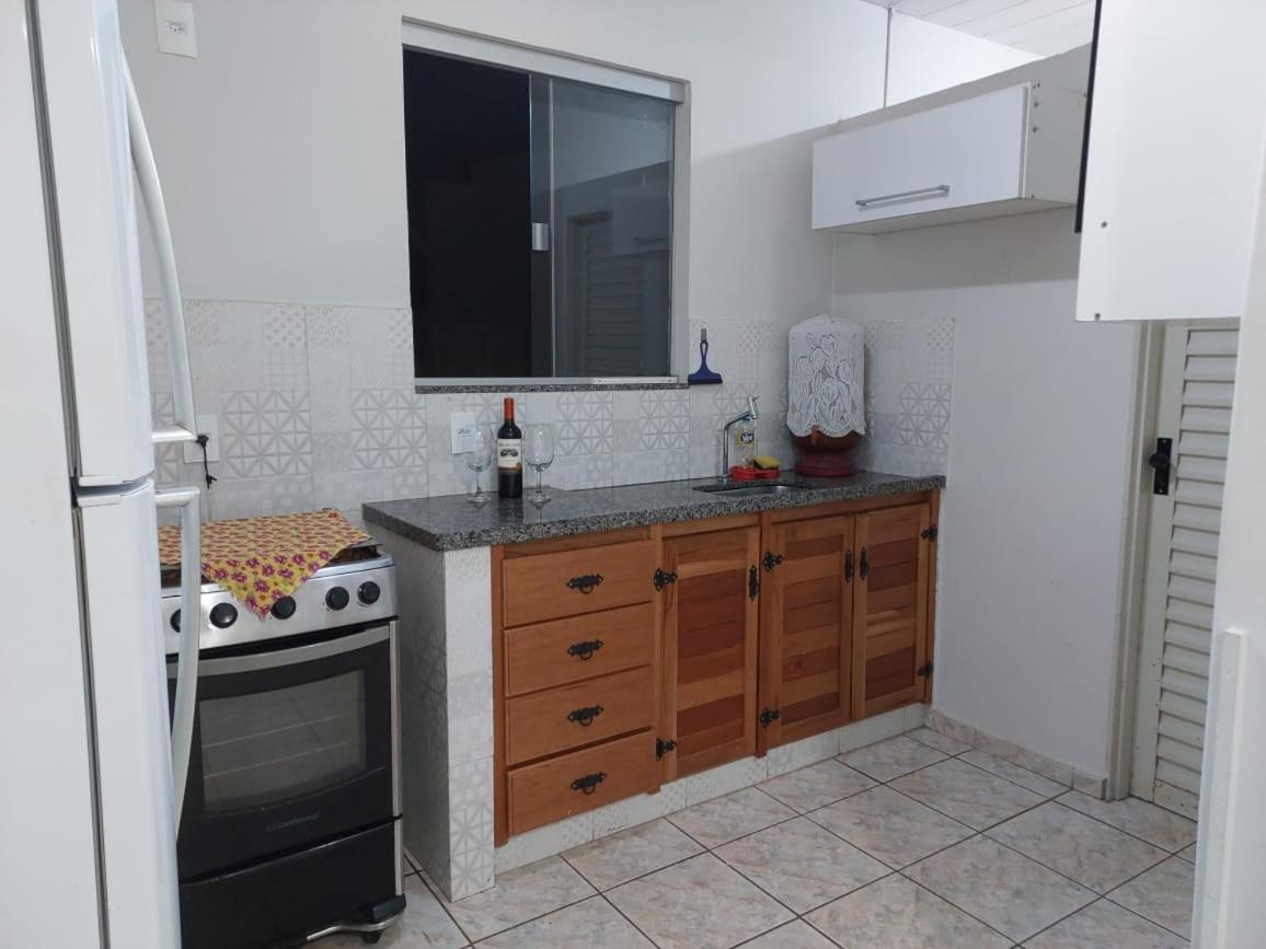 Ap 5 Amigos 800 Mt Da Rua Do Lazer Apartment Pirenopolis Exterior photo