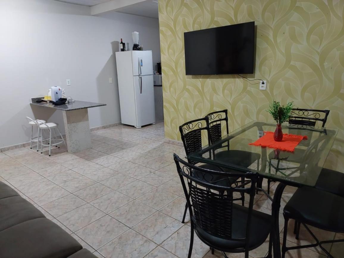 Ap 5 Amigos 800 Mt Da Rua Do Lazer Apartment Pirenopolis Exterior photo